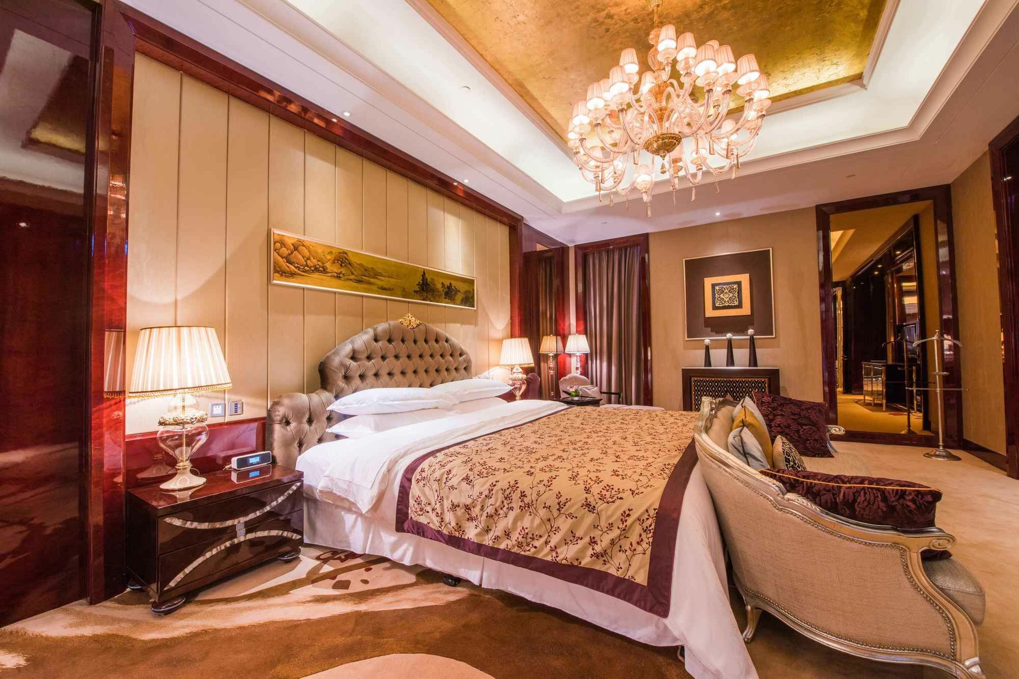 Sheraton Zhenjiang Hotel Экстерьер фото